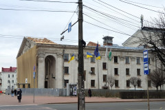 24_03 - Ukrajina Černihiv školy cesta