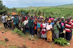 Group-Photo-after-General-meeting-with-project-Beneficiaries_1